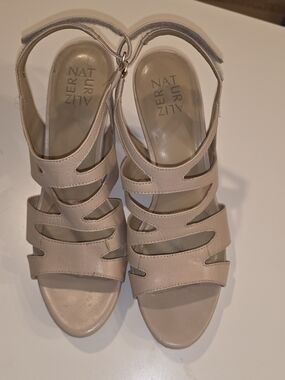 Naturalizer Beige Strappy Block Heel Sandals